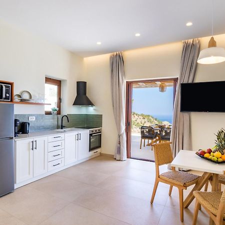 Mertelia Luxury Villas 키라파나기아 외부 사진
