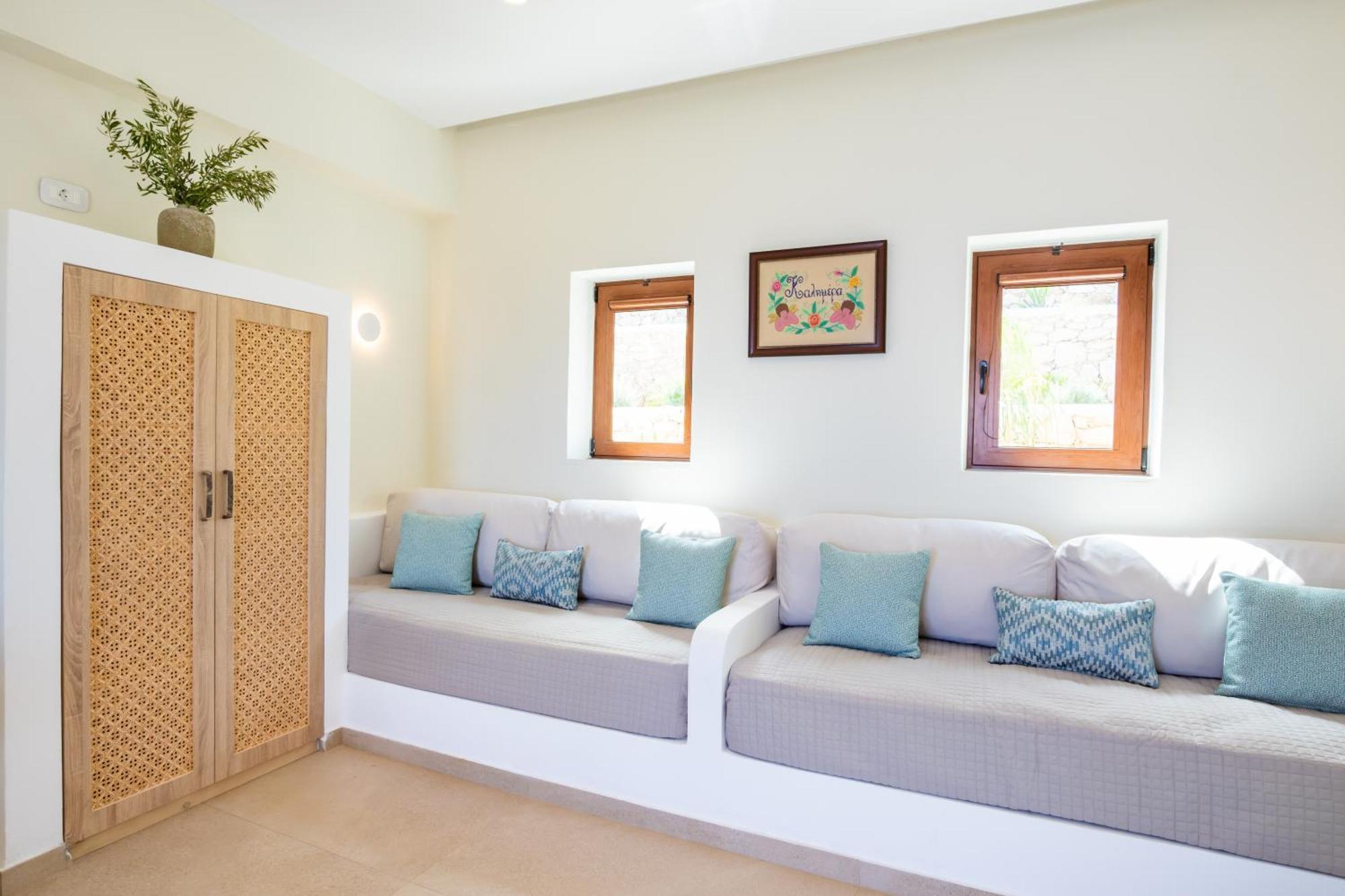 Mertelia Luxury Villas 키라파나기아 외부 사진