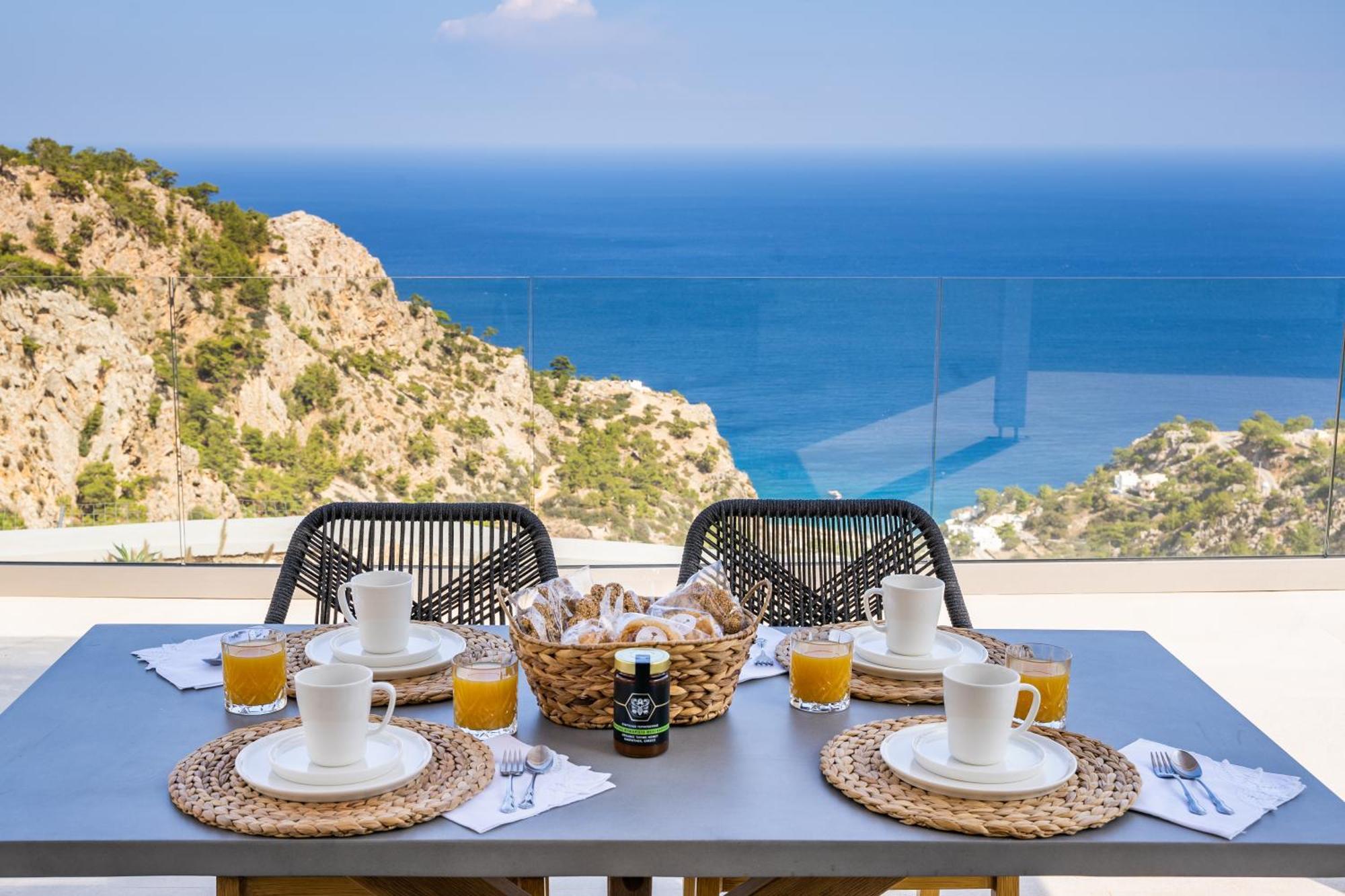 Mertelia Luxury Villas 키라파나기아 외부 사진