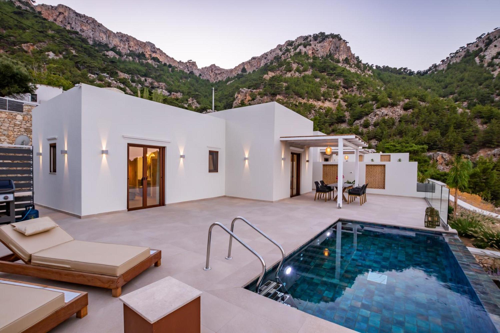 Mertelia Luxury Villas 키라파나기아 외부 사진