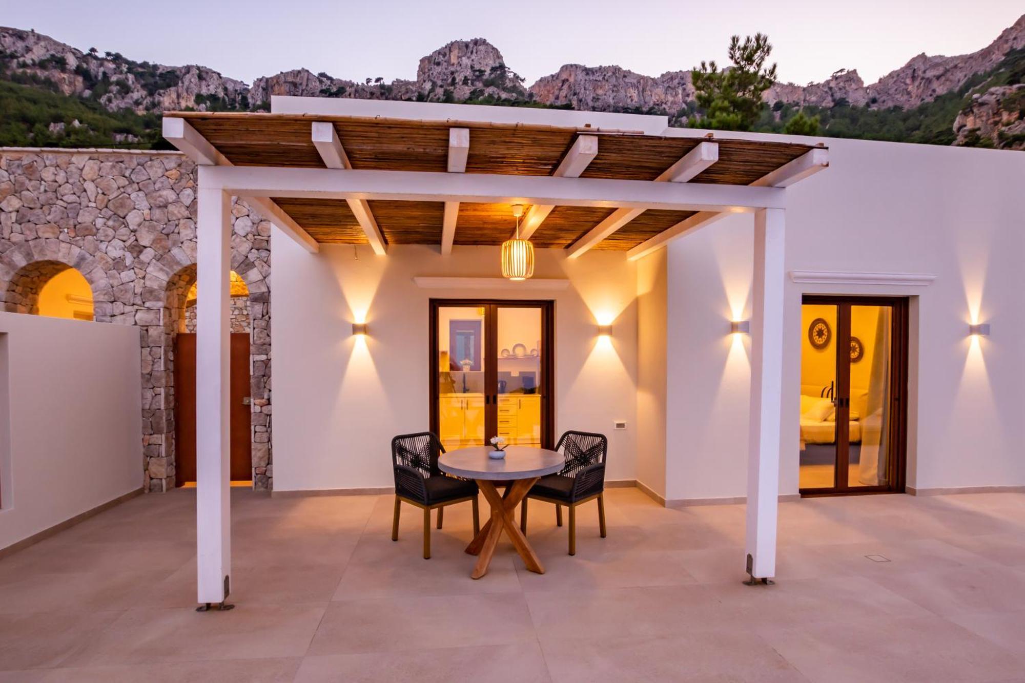 Mertelia Luxury Villas 키라파나기아 외부 사진