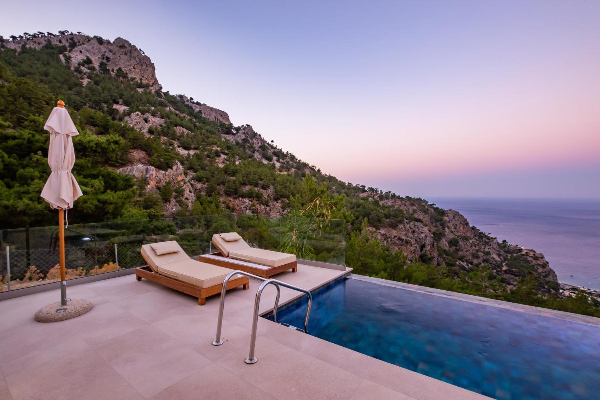 Mertelia Luxury Villas 키라파나기아 외부 사진